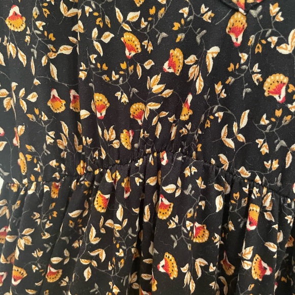 *Like New* Urban Outfitters Women's Black Uo Julia Ruffle Mini Dress - Small - Picture 6 of 7